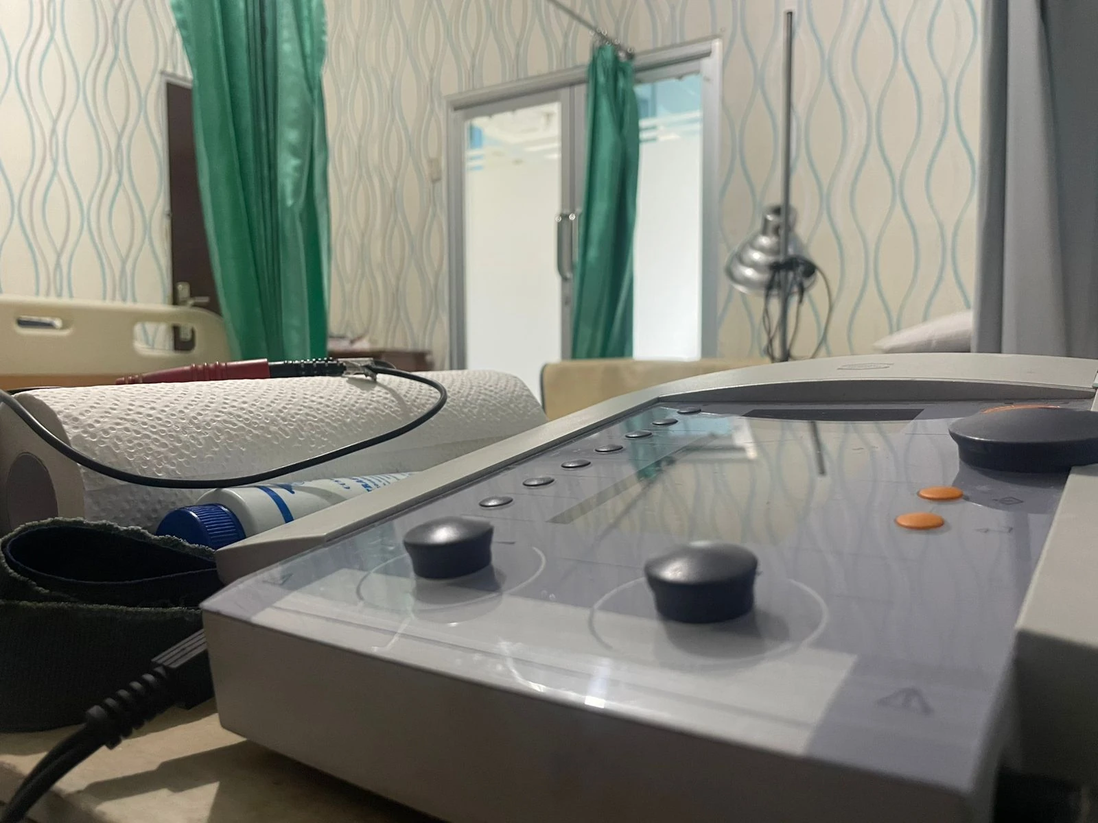 Peralatan rehabilitasi medik